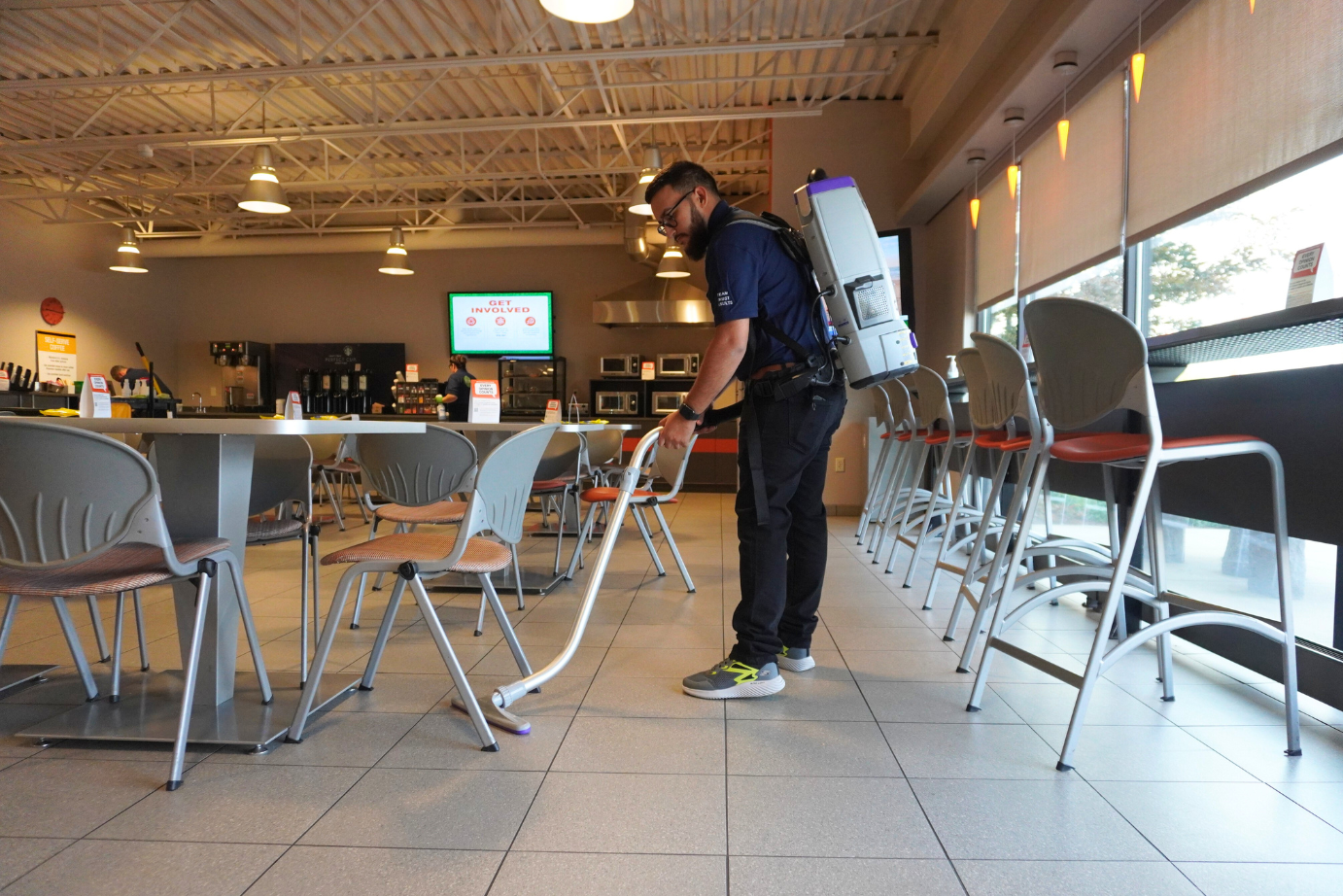 Our commercial cleaning professionals in Salt Lake City, Utah, perform deep cleaning services for a fresh employee facility.